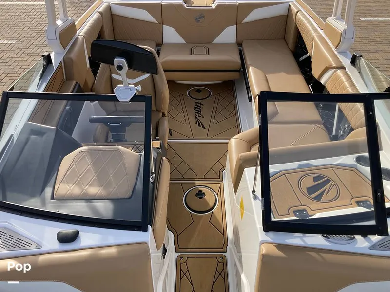 Slide: The Image of Tige Z1/SK 2022 - 16169722