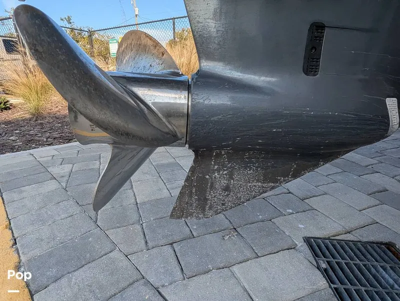 Slide: The Image of Hurricane 2400 Sun Deck 2014 - 16172938