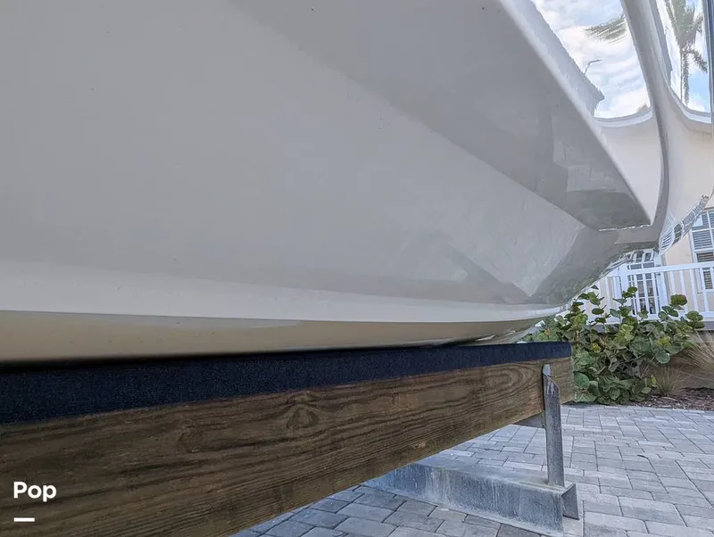 Slide: The Image of Hurricane 2400 Sun Deck 2014 - 16172931