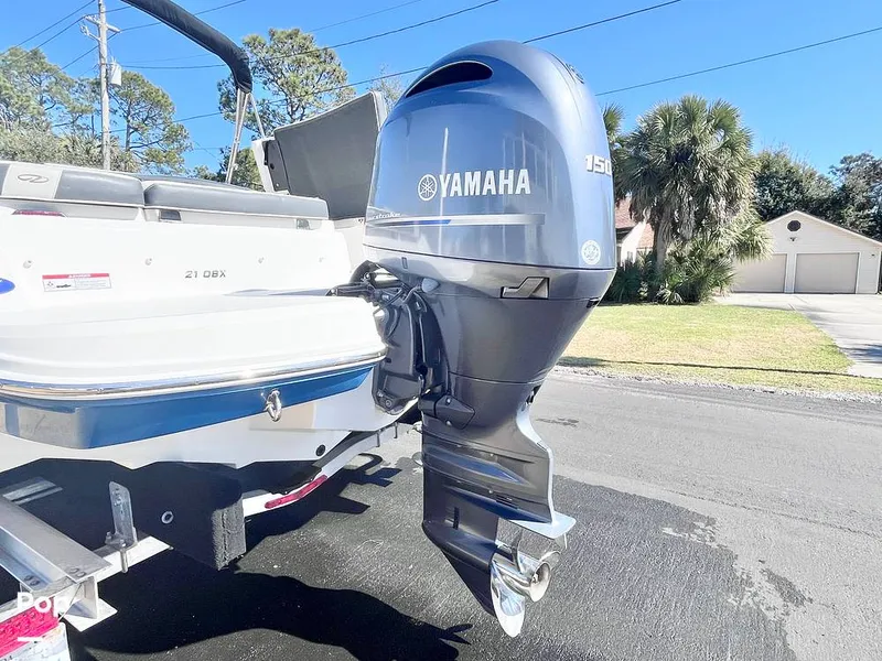 Slide: The Image of Yamaha Power - 16207612