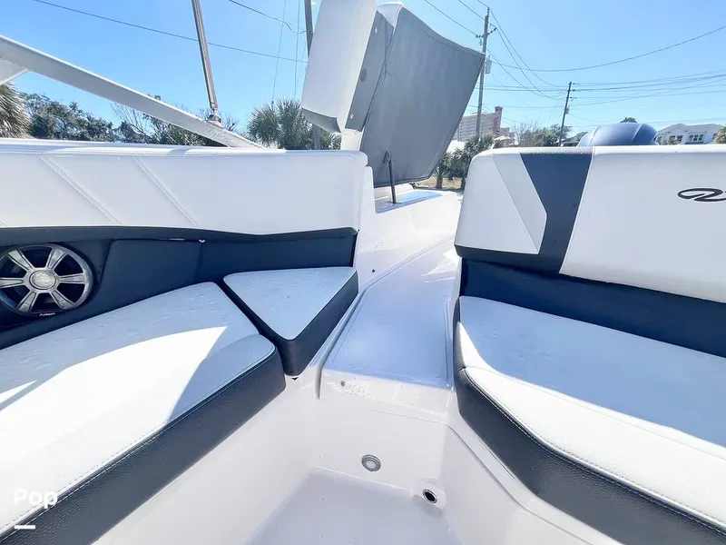 Slide: The Image of Transom - Walk Through - 16207581