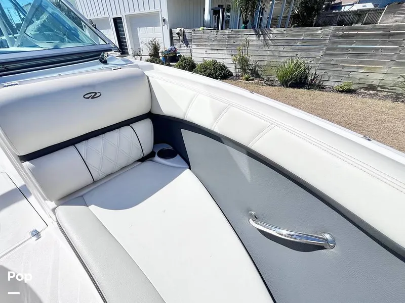 Slide: The Image of Bow Seating - 16207589