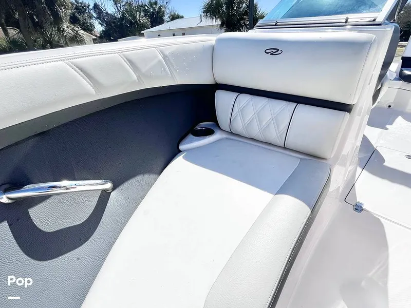 Slide: The Image of Bow Seating - 16207590