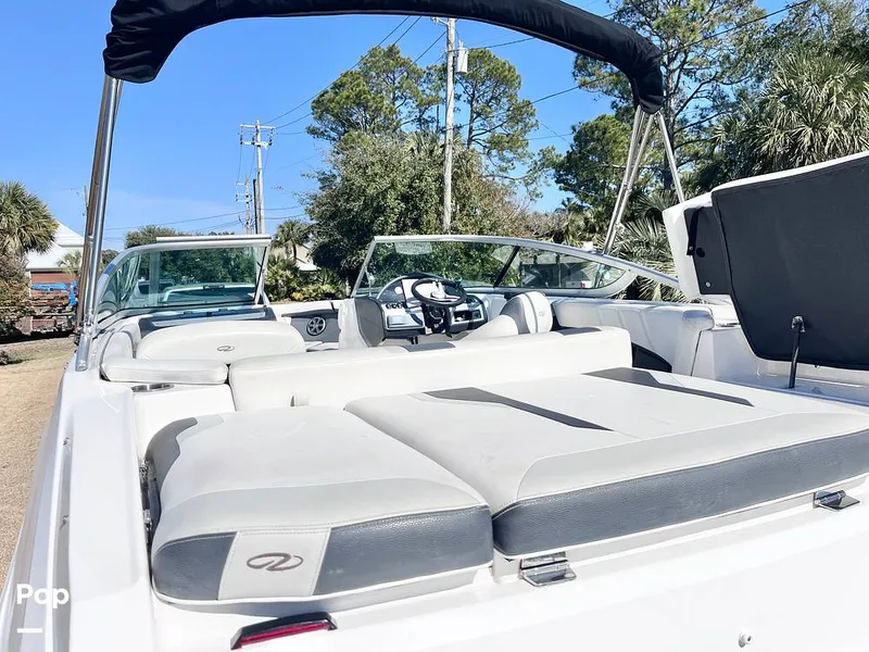 Slide: The Image of Sun Pad - Aft - 16207617