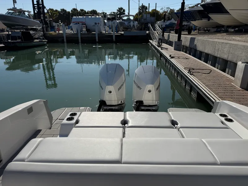 Slide: The Image of Aviara AV32 OB 2022 - 8