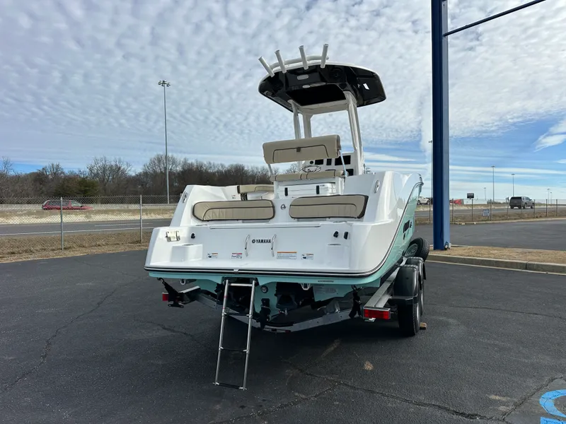 Slide: The Image of Yamaha 222FSH SP E 2026 - 2