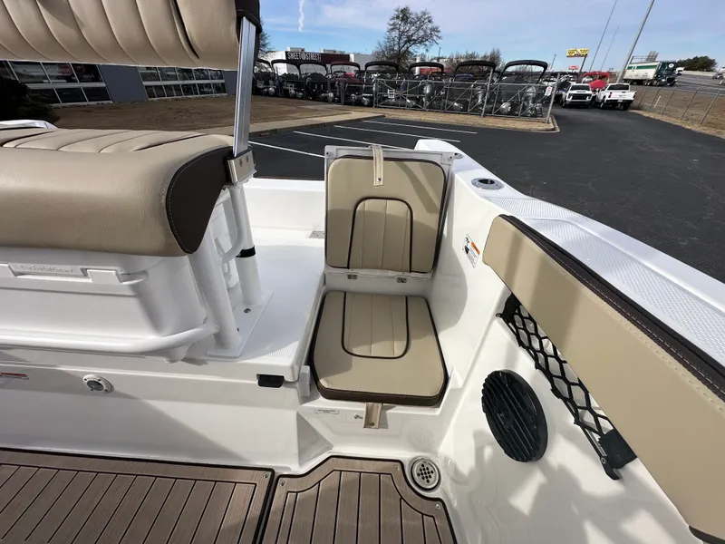 Slide: The Image of Yamaha 222 FSH Sport E 2026 - 19