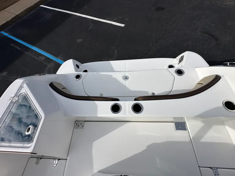 Slide: The Image of Yamaha 222 FSH Sport E 2026 - 20