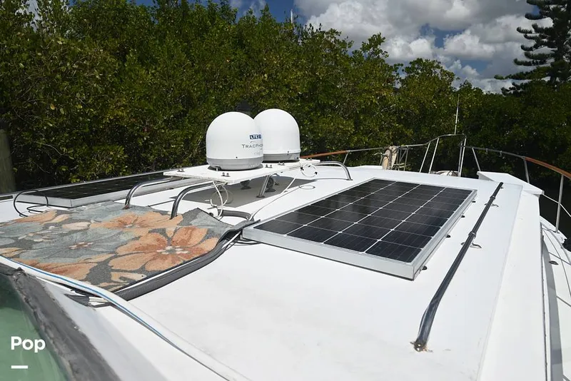 Slide: The Image of Hatteras 43 Double Cabin 1979 - 16267720