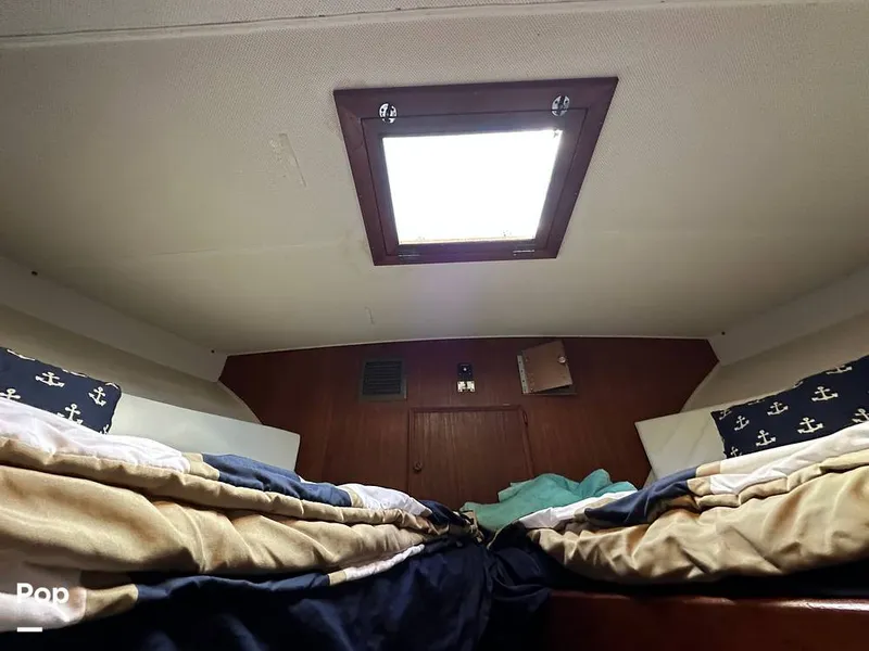 Slide: The Image of Hatteras 43 Double Cabin 1979 - 16267653