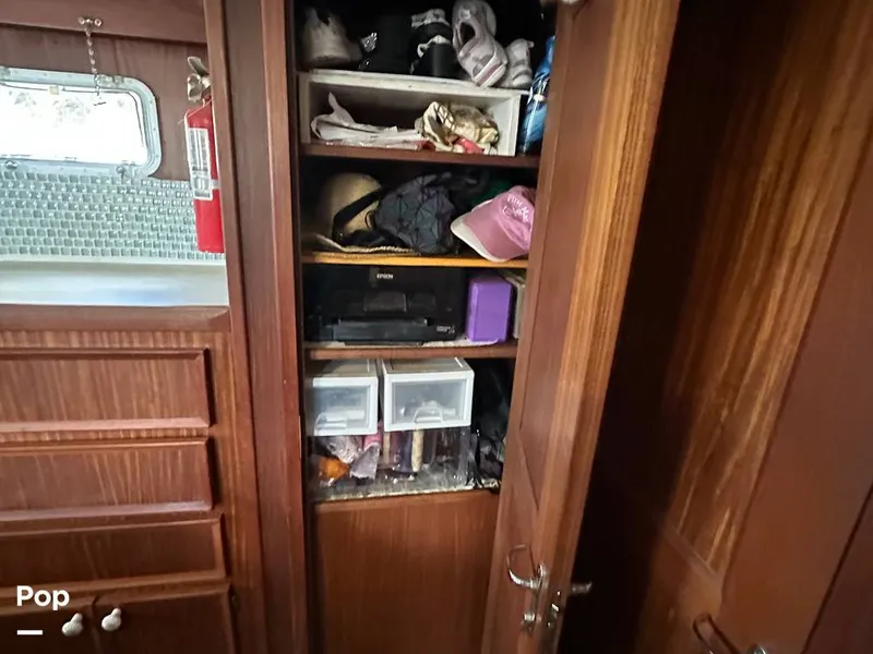 Slide: The Image of Hatteras 43 Double Cabin 1979 - 16267669