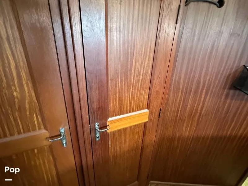 Slide: The Image of Hatteras 43 Double Cabin 1979 - 16267670