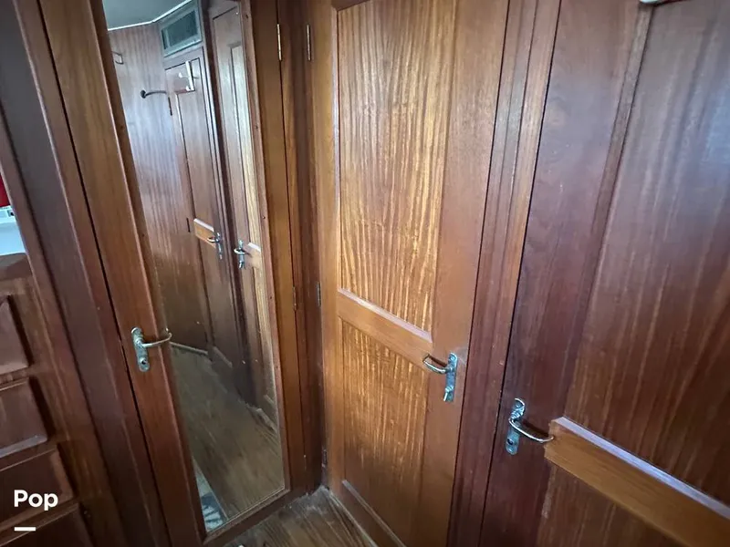 Slide: The Image of Hatteras 43 Double Cabin 1979 - 16267671