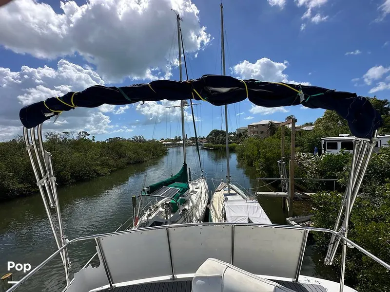Slide: The Image of Hatteras 43 Double Cabin 1979 - 16267699