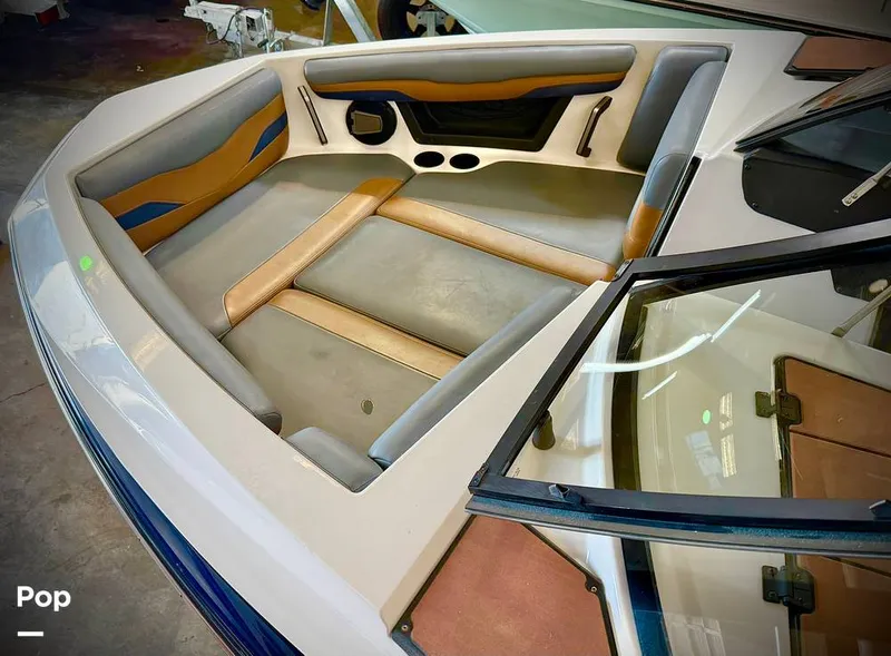 Slide: The Image of Axis T220 2024 - 16190361