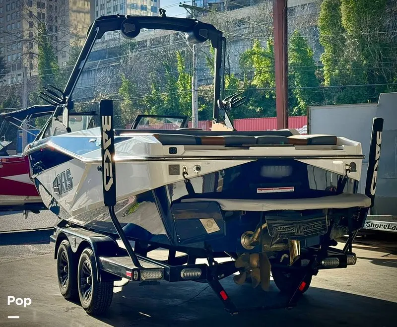 Slide: The Image of Axis T220 2024 - 16190428