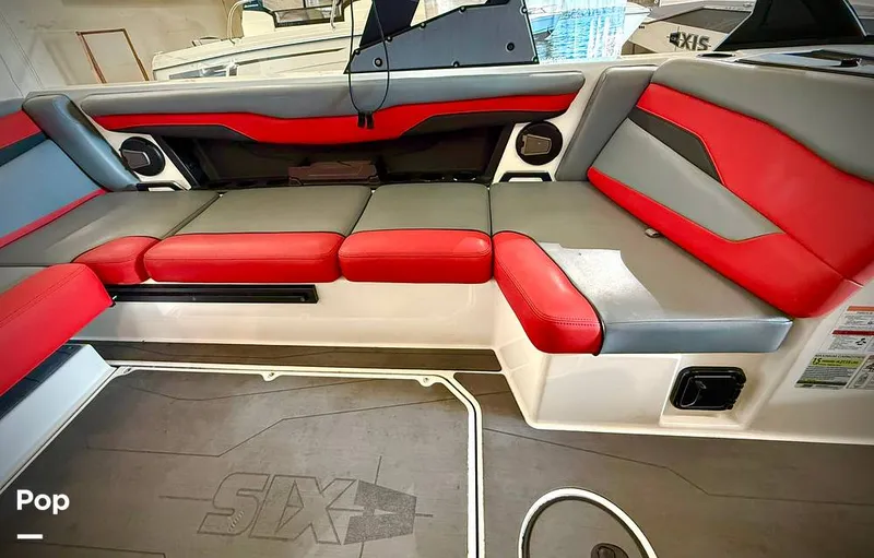 Slide: The Image of Axis T220 2024 - 16190785