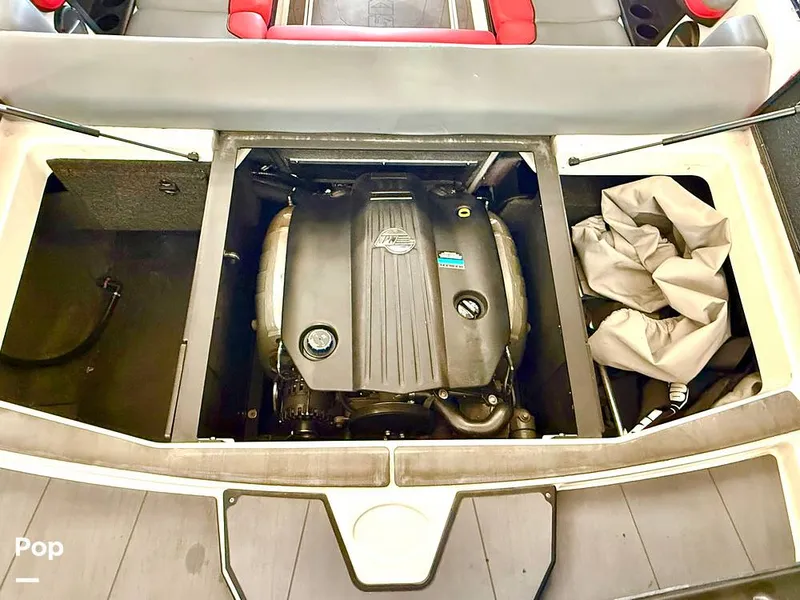 Slide: The Image of Axis T220 2024 - 16190796