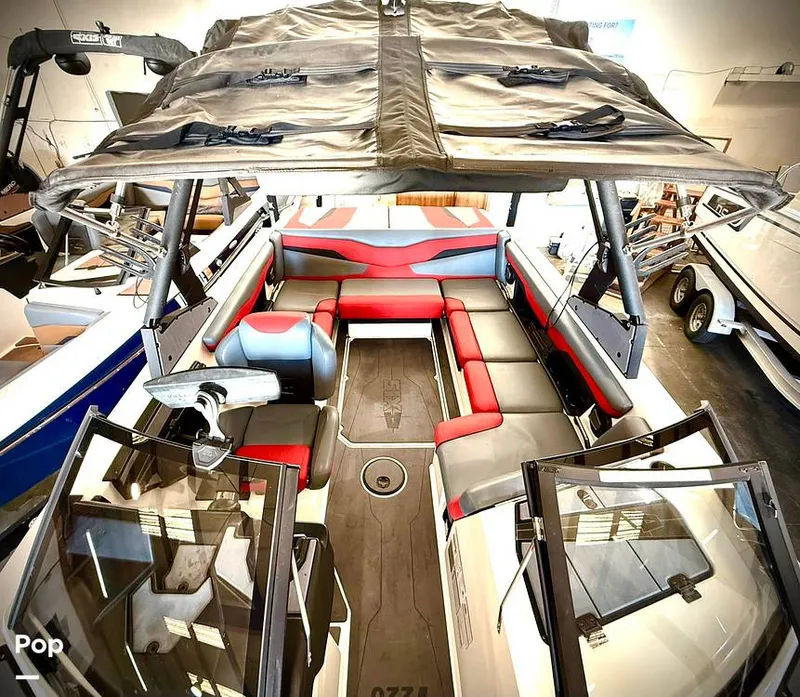 Slide: The Image of Axis T220 2024 - 16190815