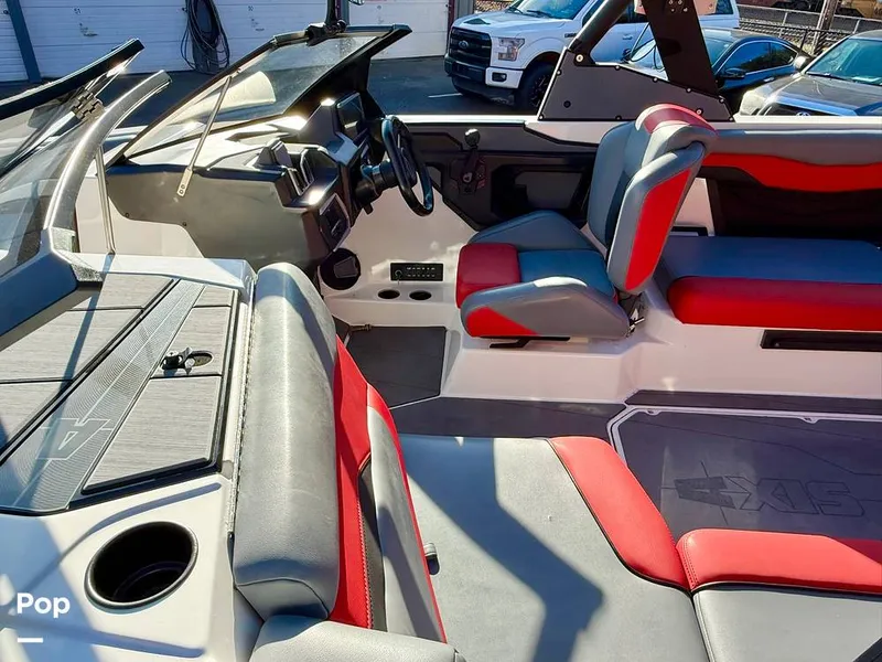 Slide: The Image of Axis T220 2024 - 16190850