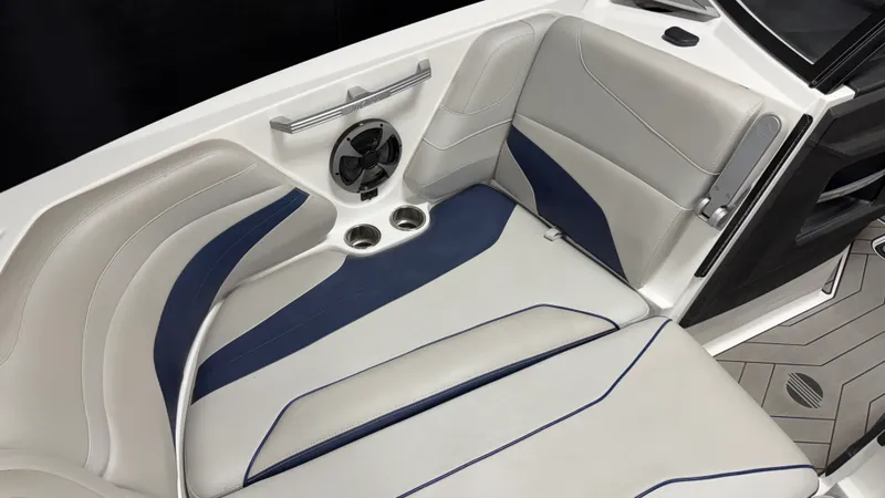 Slide: The Image of Malibu 24MXZ 2017 - 101