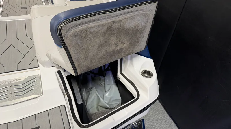 Slide: The Image of Malibu 24MXZ 2017 - 20