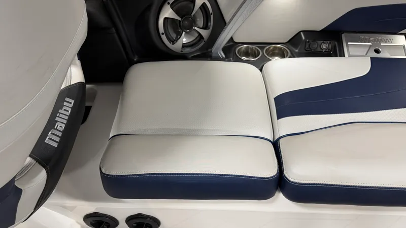 Slide: The Image of Malibu 24MXZ 2017 - 43