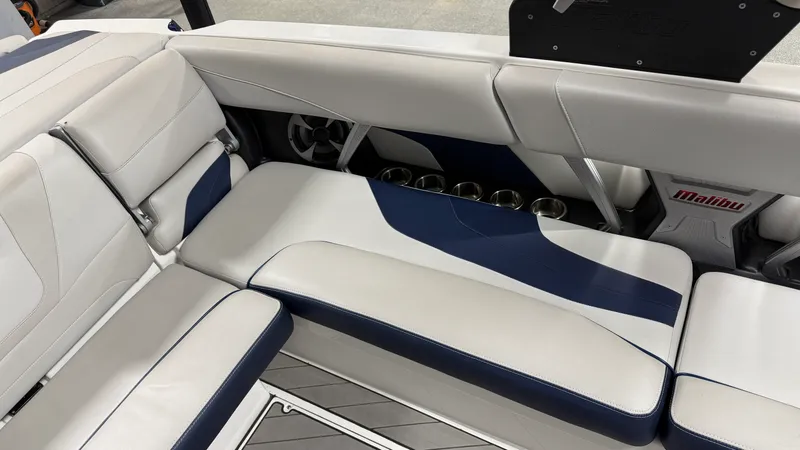 Slide: The Image of Malibu 24MXZ 2017 - 46