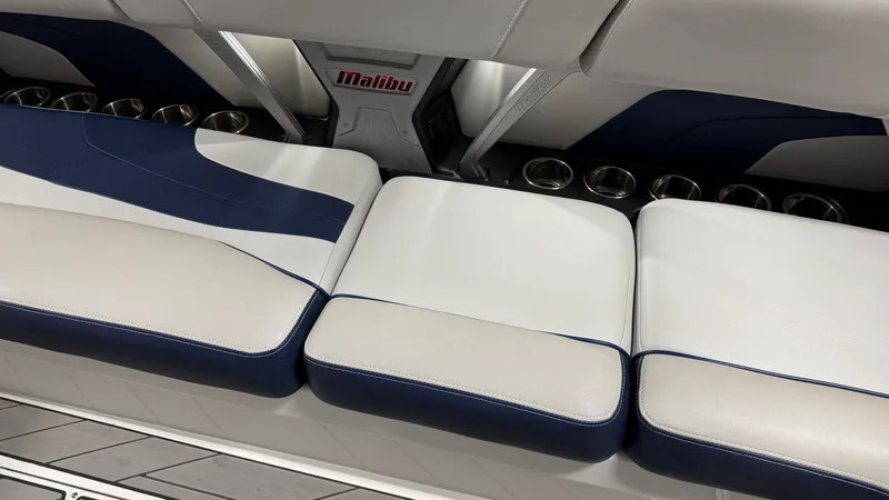 Slide: The Image of Malibu 24MXZ 2017 - 53