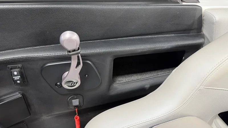 Slide: The Image of Malibu 24MXZ 2017 - 75