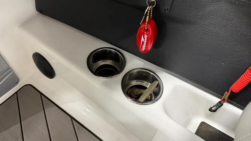 Slide: The Image of Malibu 24MXZ 2017 - 79