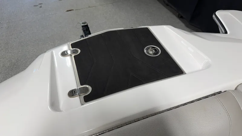 Slide: The Image of Malibu 24MXZ 2017 - 99