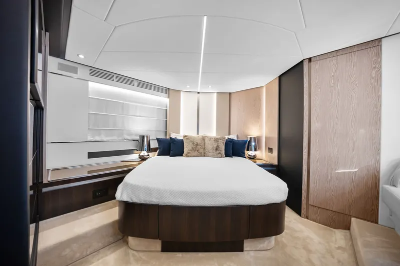 Slide: The Image of Azimut S6 2022 - 63