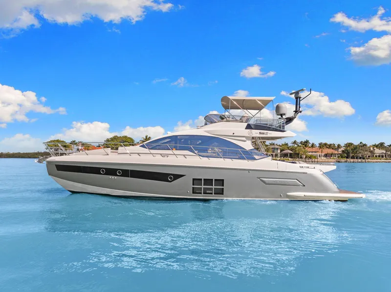Slide: The Image of Azimut S6 2022 - 7