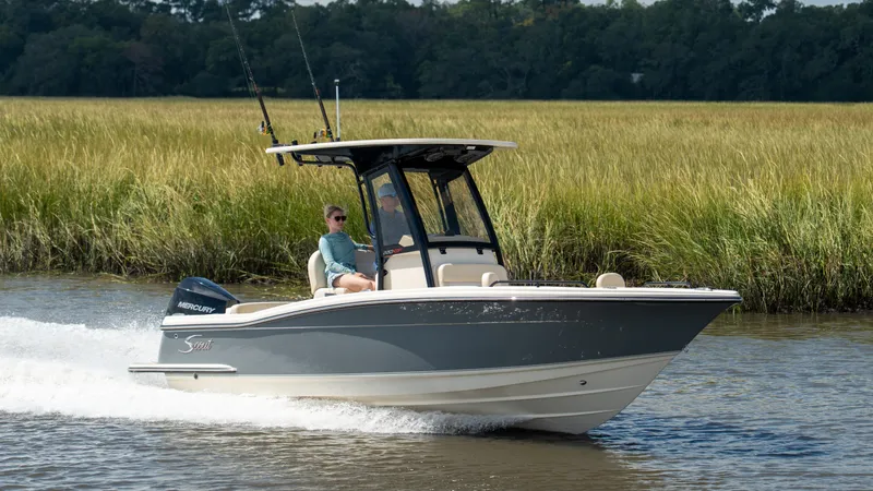 Slide: The Image of Scout 220 XSF 2026 - 4