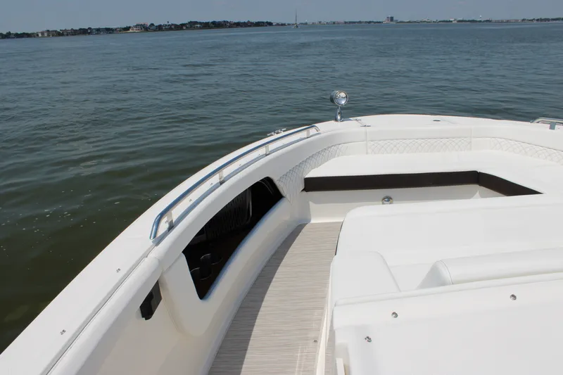 Slide: The Image of Sea Ray Sundancer 370 Outboard 2026 - 52