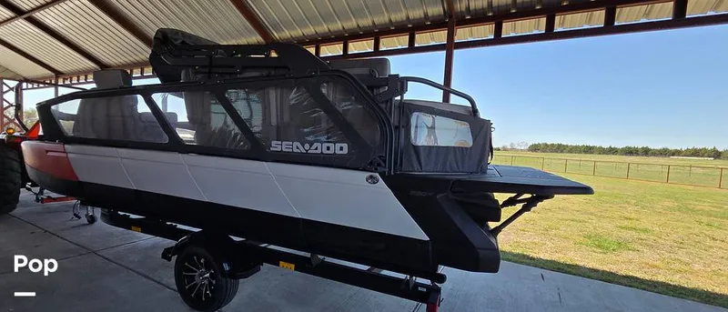 Slide: The Image of Sea-Doo Switch Sport 21 2024 - 16292359