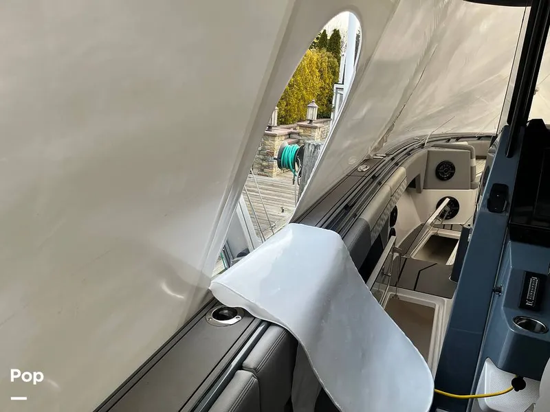 Slide: The Image of Fountain 38 SC 2024 - 16180047