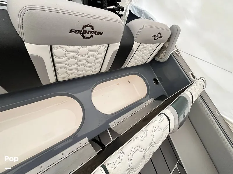 Slide: The Image of Fountain 38 SC 2024 - 16179975