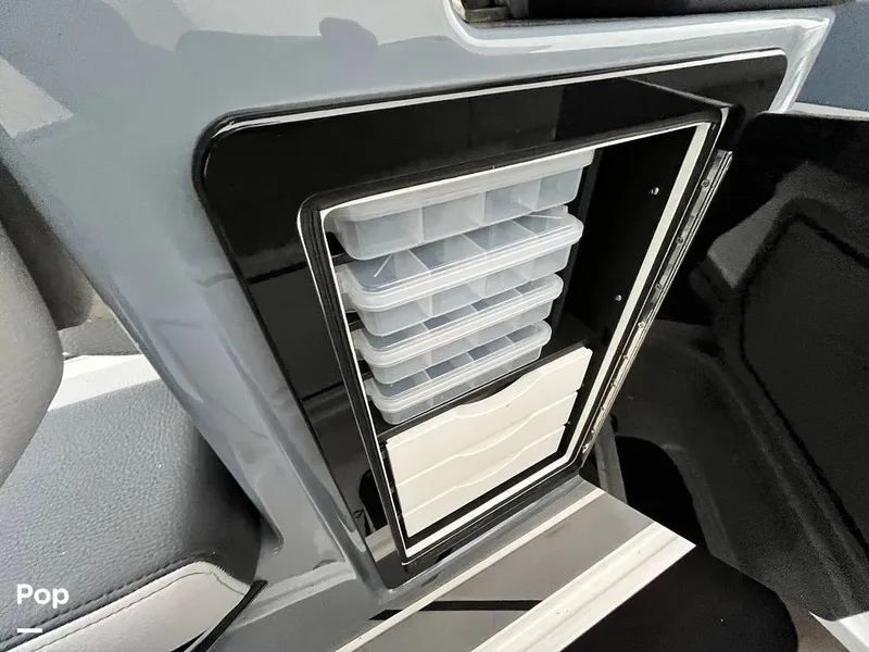 Slide: The Image of Fountain 38 SC 2024 - 16179988