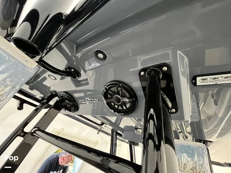 Slide: The Image of Fountain 38 SC 2024 - 16179990