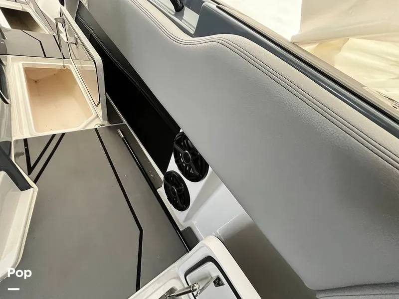 Slide: The Image of Fountain 38 SC 2024 - 16179991