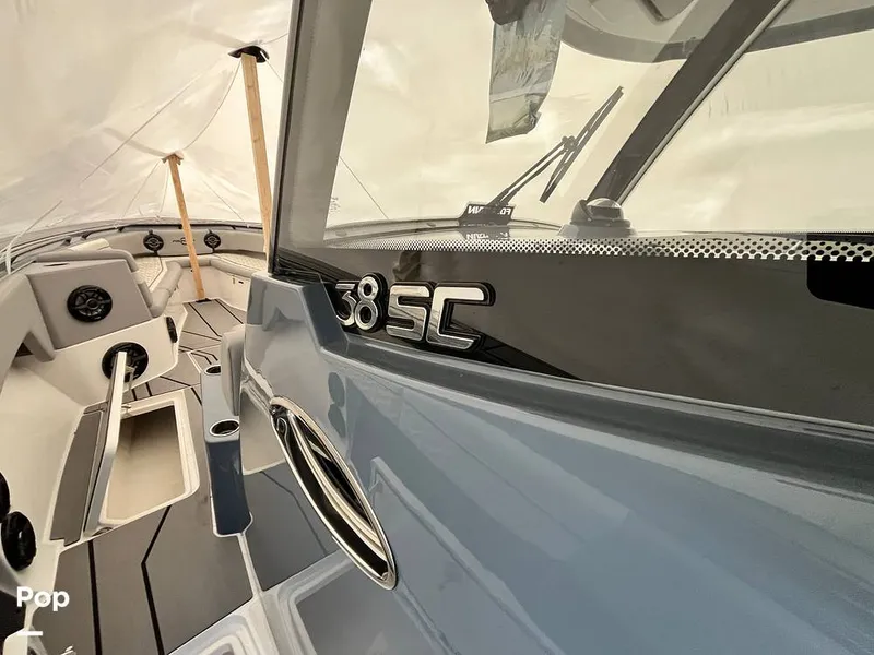 Slide: The Image of Fountain 38 SC 2024 - 16179993