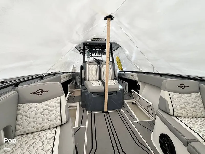 Slide: The Image of Fountain 38 SC 2024 - 16180018