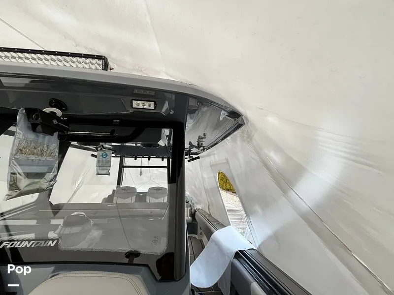 Slide: The Image of Fountain 38 SC 2024 - 16180023