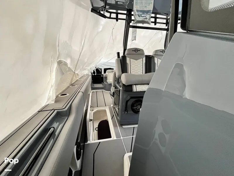 Slide: The Image of Fountain 38 SC 2024 - 16180030