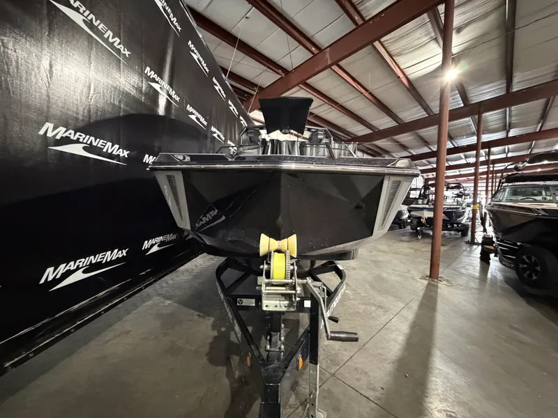 Slide: The Image of Nautique Super Air Nautique G23 2026 - 2