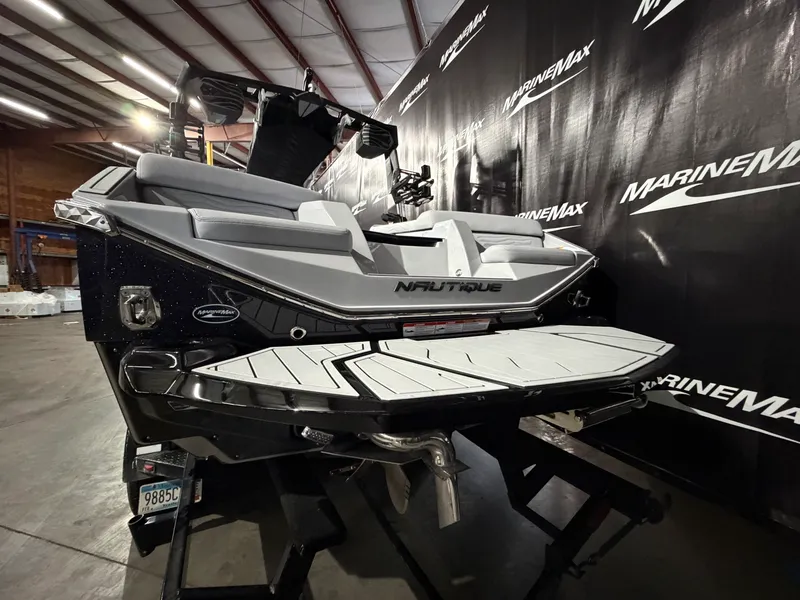 Slide: The Image of Nautique Super Air Nautique G23 2026 - 5