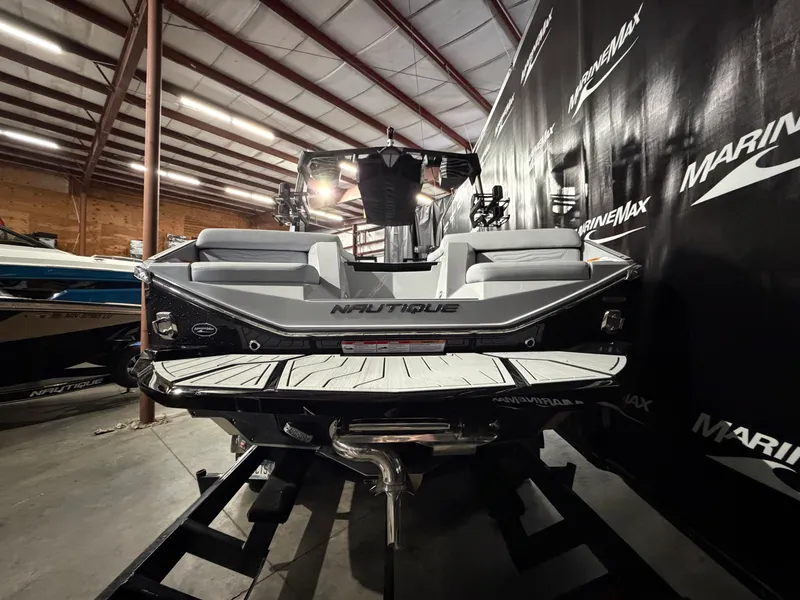 Slide: The Image of Nautique Super Air Nautique G23 2026 - 6
