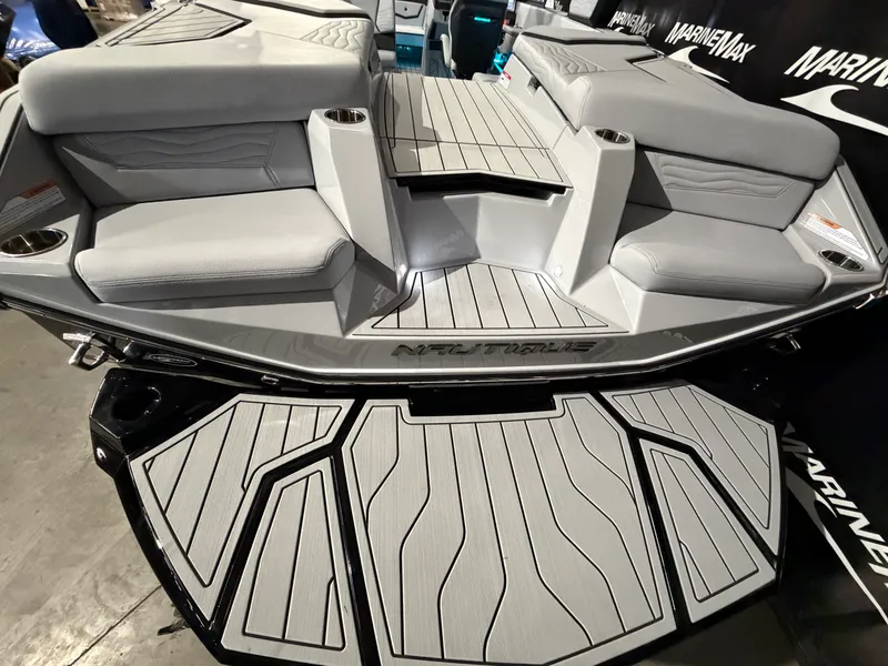 Slide: The Image of Nautique Super Air Nautique G23 2026 - 9